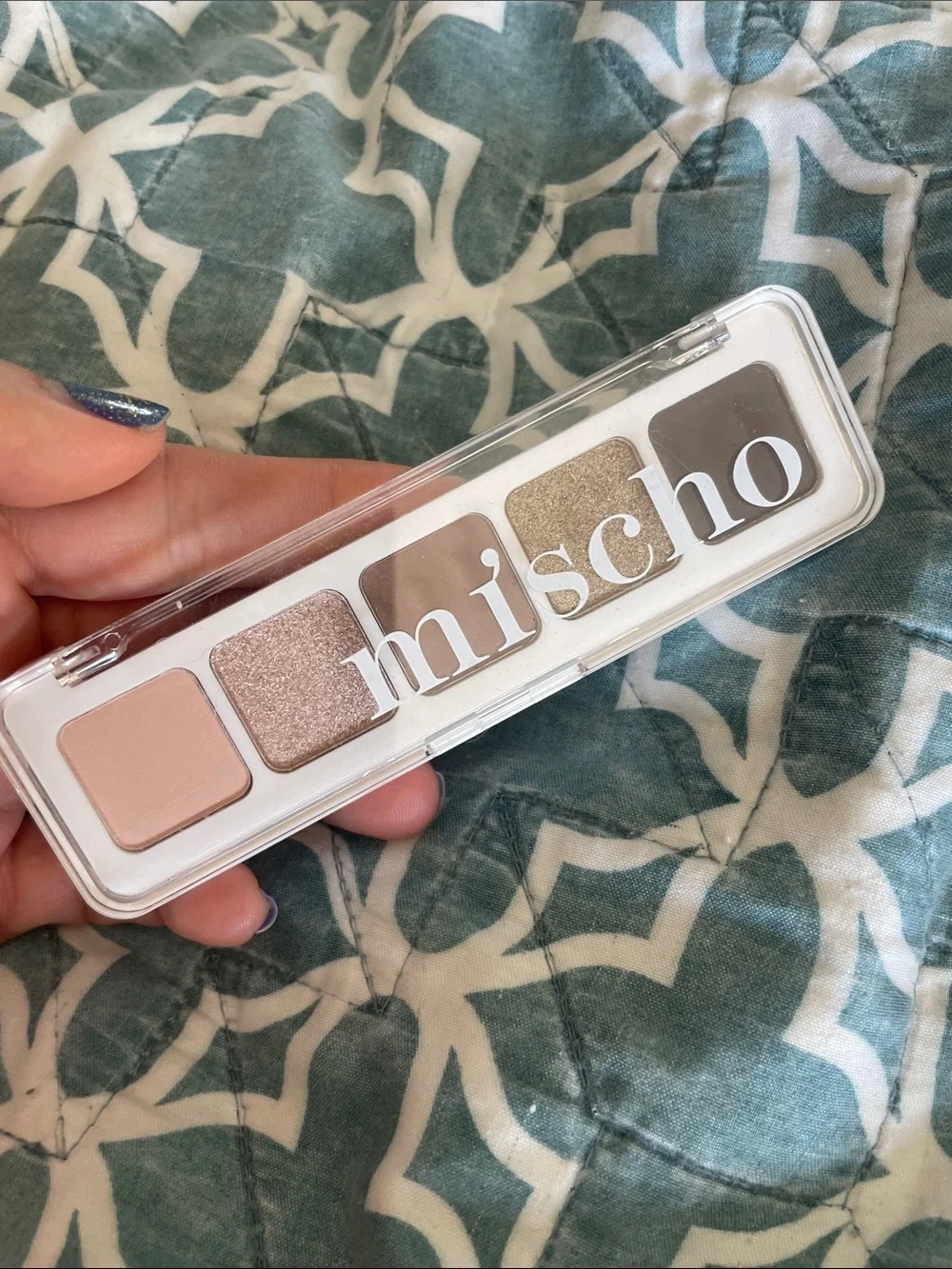 mischo Neutral Eyeshadow Quad — Soft Pink & Taupe Shades